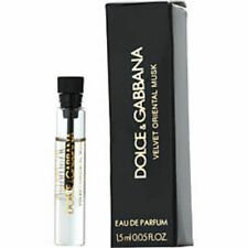 Dolce & Gabbana 丝绒东方麝香 1.5 毫升 0.05 液量盎司盎司Dolce & Gabbana Échantillon de parfum officiel,丝绒东方麝香 1.5 毫升 0.05 液量瓶盎司Virallinen hajuvesinäyte,天鹅绒东方麝香 By Dolce & Gabbana 1.5 毫升 0.05 液体盎司盎司Dolce & Gabbana 丝绒东方麝香香水 1.5 毫升 0.05 液量盎司盎司官方 Parfymprov,Dolce & Gab
